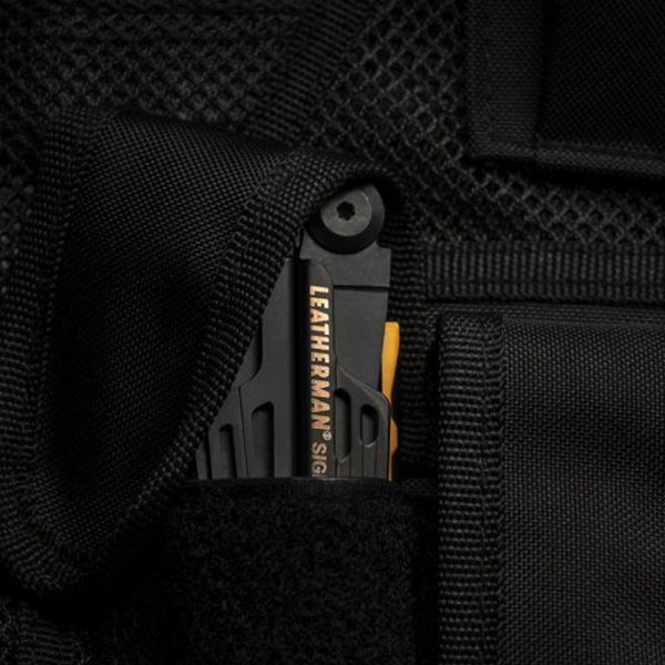 Мультитул Leatherman Signal Black в чехле 832586 фото