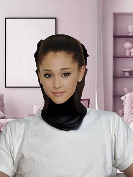 Маска відомої людини "Ariana Grande"