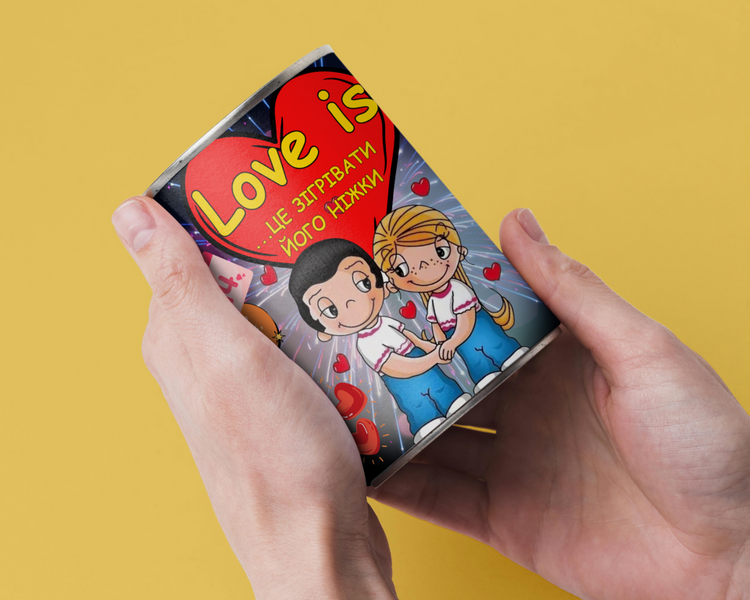 Консервированные носки Love is...согревать его ножки - Приятный Подарок На День Влюбленных LIWSMUA фото